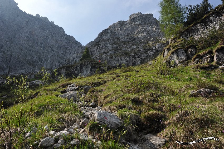 071 Sentiero dell Amicizia Monte Alben La Croce.JPG